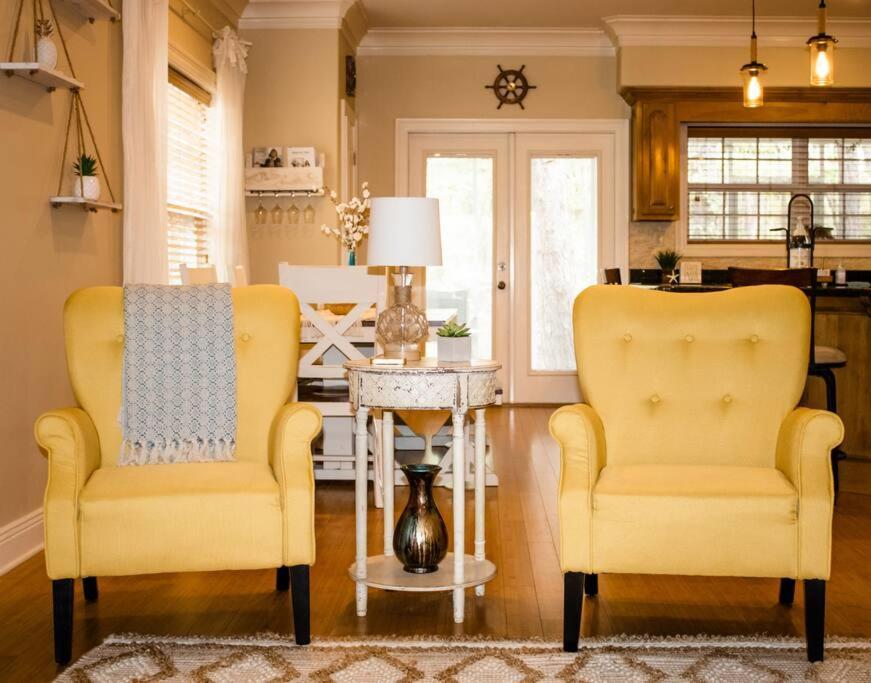 Pet Friendly Tranquil Cottage With Fire-Pit And Seasonal Hot Tub Sept-March Minutes To Beaches 더핀 아일랜드 외부 사진